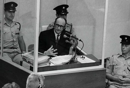 Adolf Eichmann en el judici a Jerusalem